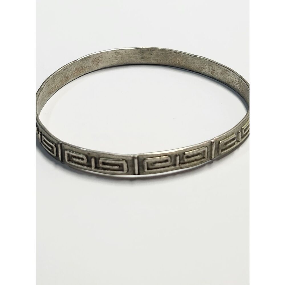 Mexico Silver-Tone Greek Key Bangle Bracelet 8"